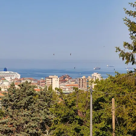 Vista&capriccio アパート